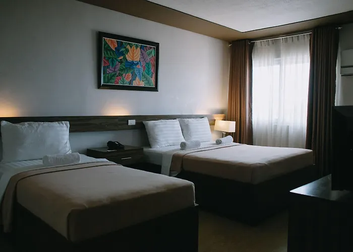 Hotell Leope 3*