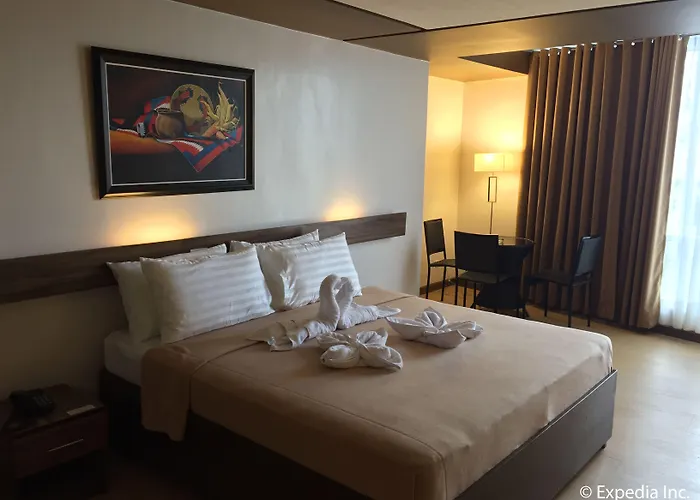 Leope Hotell 3*
